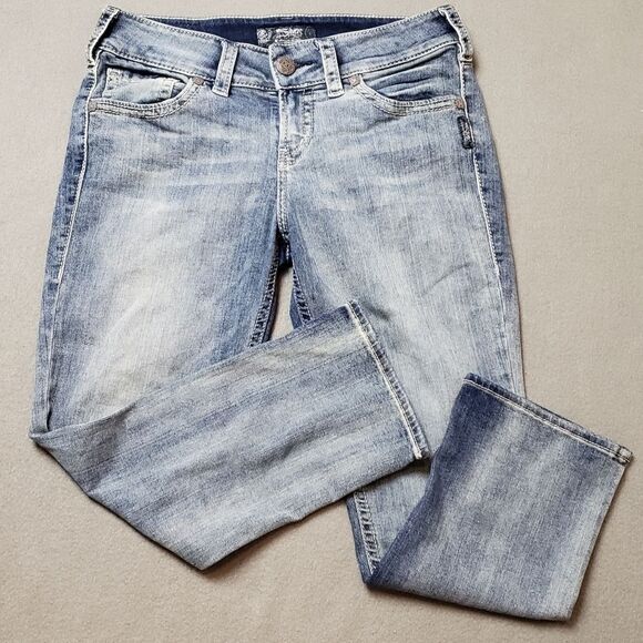 Silver distressed Suki Mid Capris size 29 waist capris / cropped - Picture 4 of 13